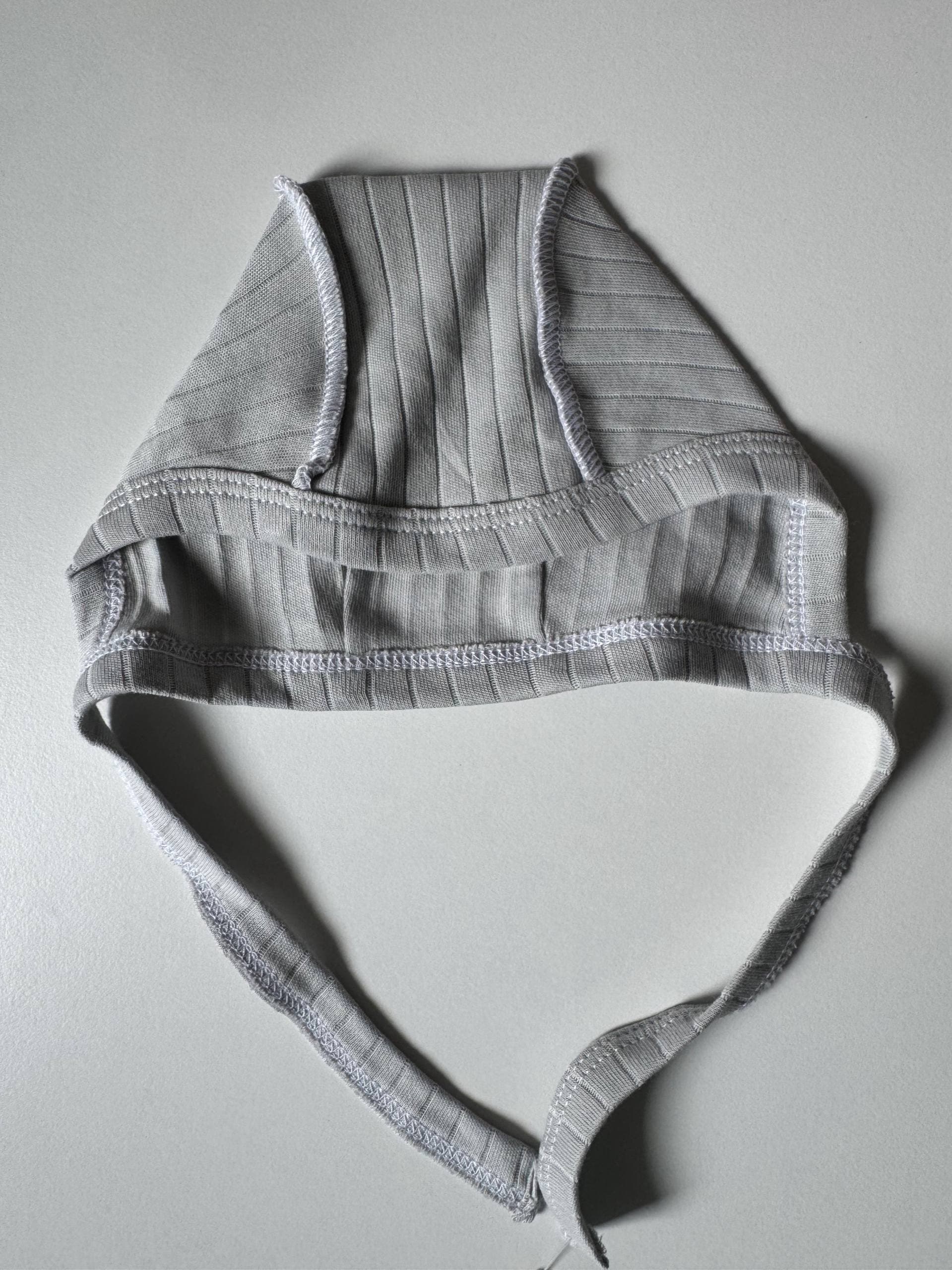 Чепчик для новонароджених інтерлок - Головне фото | Дитячий одяг Store Olivka