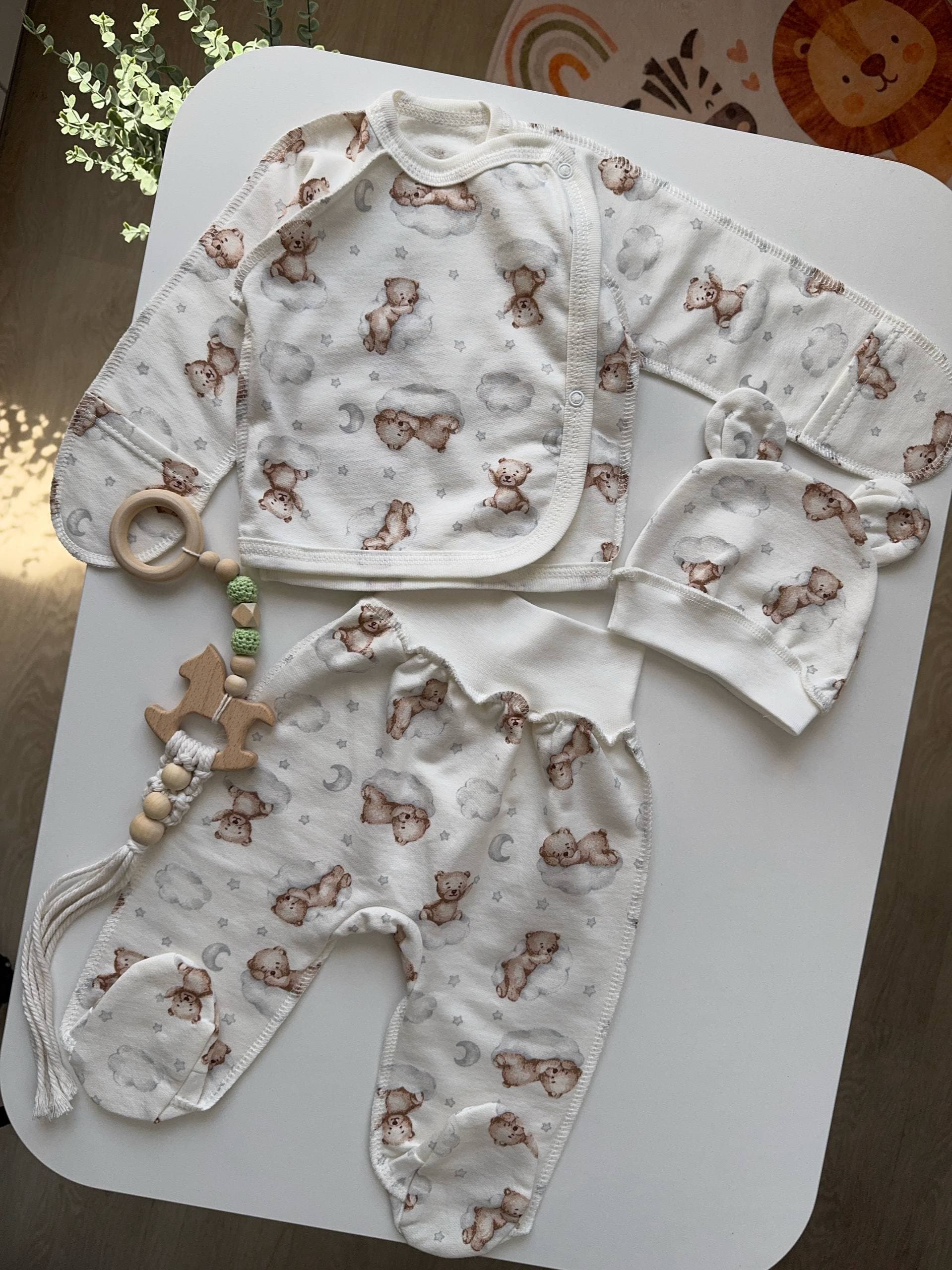 Комплект для немовлят футер 62-68 сорочка, повзунята та шапочка - Головне фото | Дитячий одяг Store Olivka