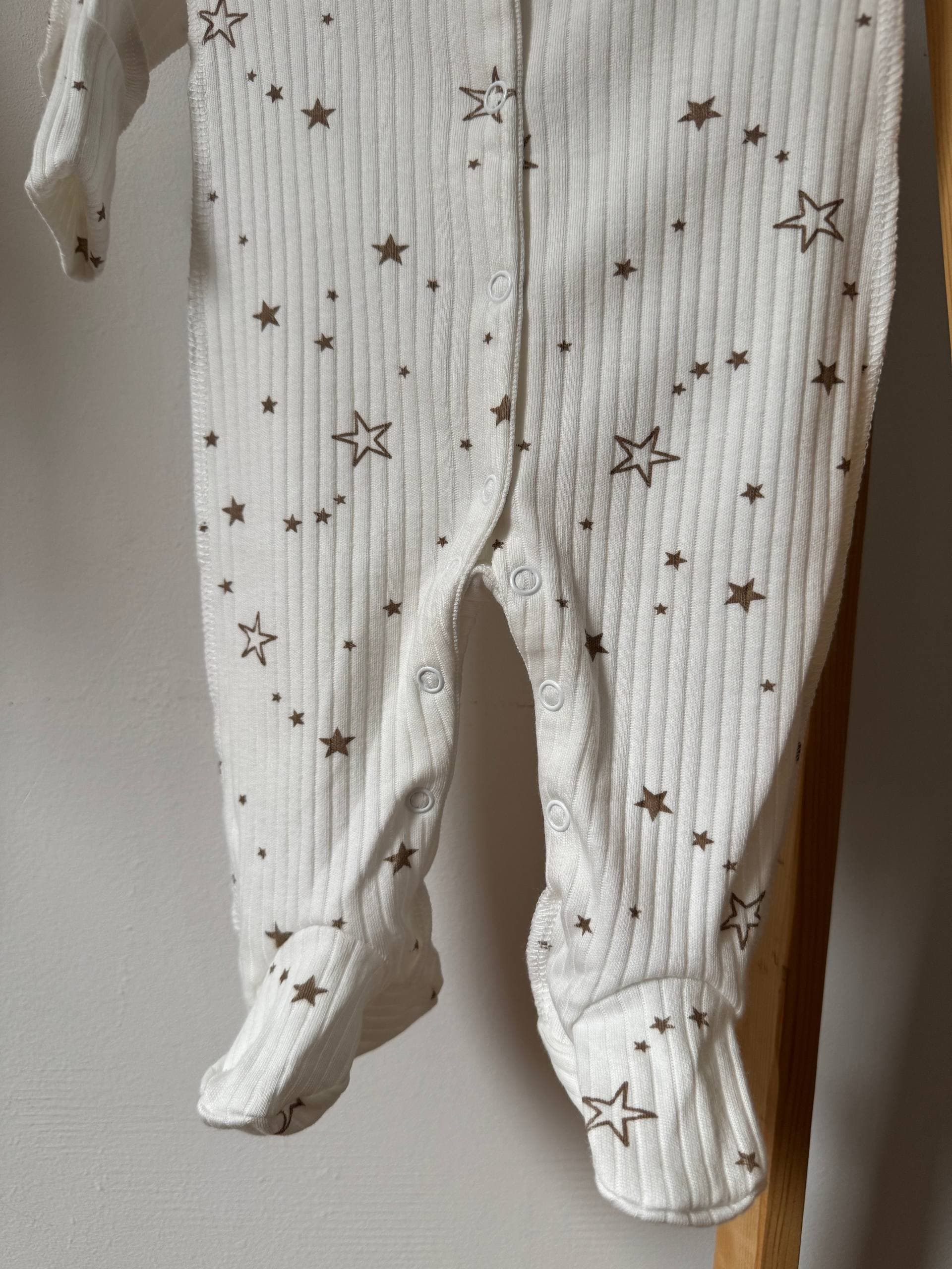 Чоловічок для новонароджених інтерлок 56-62 - Фото 3 | Дитячий одяг Store Olivka